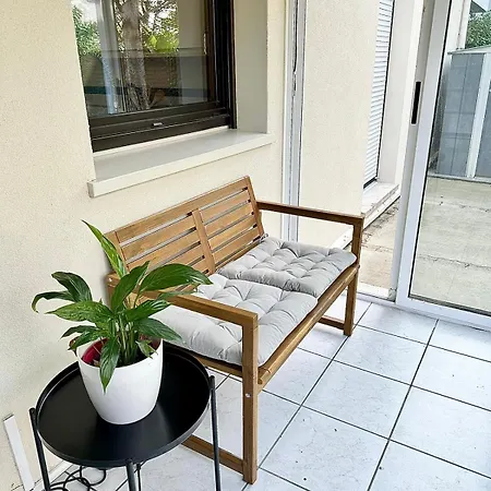 Apartment Calme Avec Jardin Proche De Paris